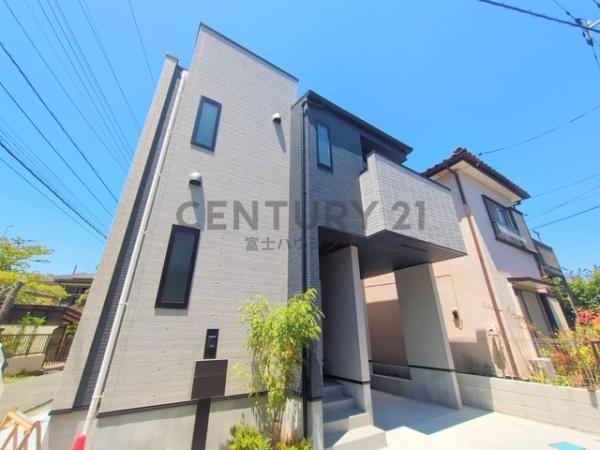 茅ヶ崎市平和町　新築戸建