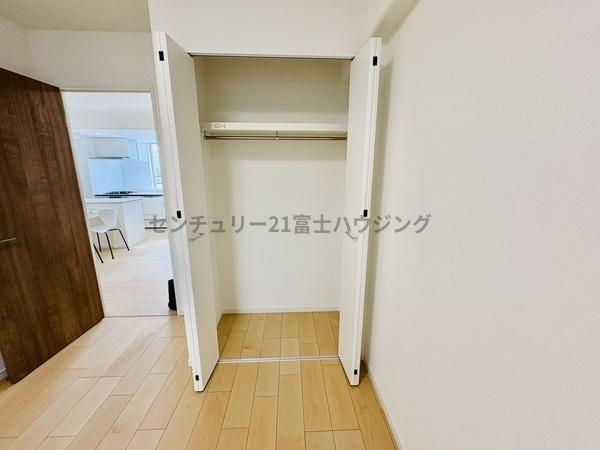 サーパス茅ヶ崎駅前(収納)