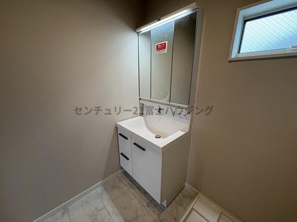 茅ヶ崎市香川5丁目 新築分譲住宅 8号棟 全10棟(洗面台・洗面所)