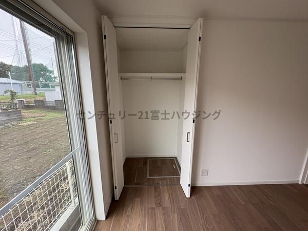 茅ヶ崎市香川5丁目 新築分譲住宅 8号棟 全10棟(収納)