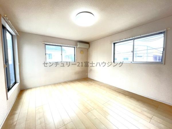 平塚市四之宮7丁目の中古一戸建て(洋室)