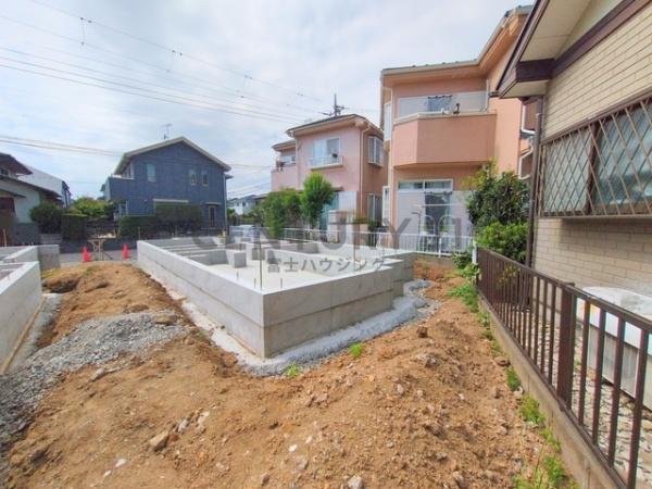 茅ヶ崎市松風台　新築A号棟　全2棟