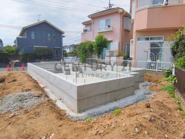 茅ヶ崎市松風台　新築A号棟　全2棟