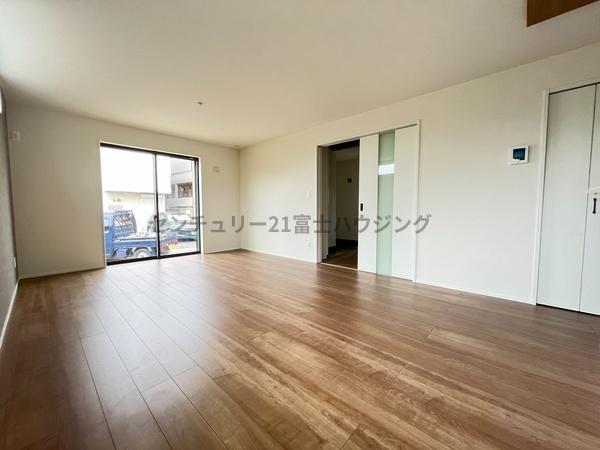 茅ヶ崎市代官町の新築一戸建