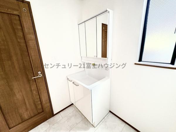 茅ヶ崎市東海岸南4丁目8981番　新築戸建A号棟　全4棟