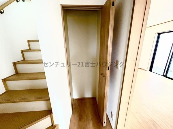 茅ヶ崎市東海岸南4丁目8981番　新築戸建C号棟　全4棟