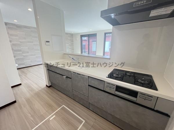 茅ヶ崎市菱沼３丁目の新築一戸建