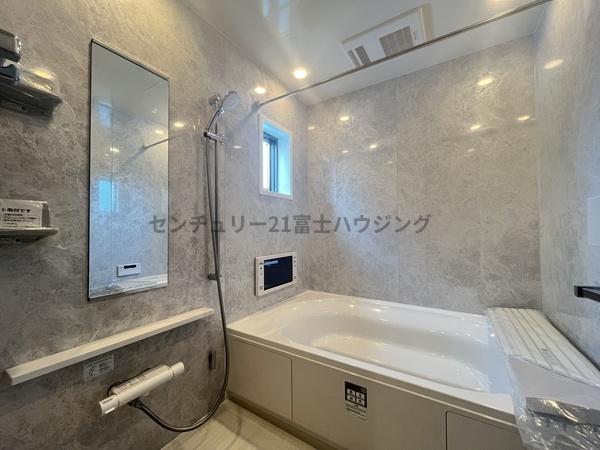 茅ヶ崎市菱沼３丁目の新築一戸建