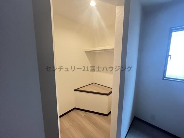 茅ヶ崎市菱沼３丁目の新築一戸建