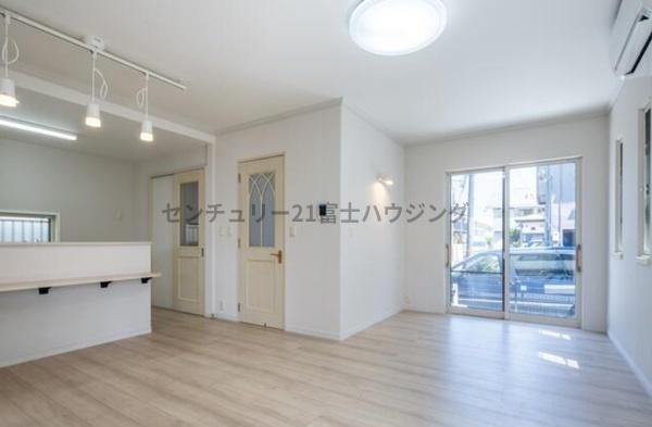 茅ヶ崎市高田４丁目の中古一戸建て