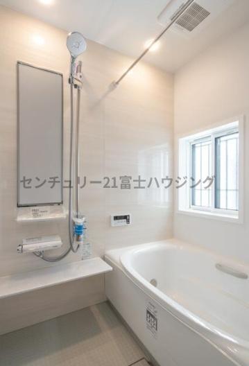 茅ヶ崎市高田４丁目の中古一戸建て