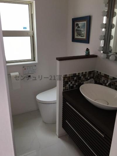 茅ヶ崎市中海岸４丁目の中古一戸建て