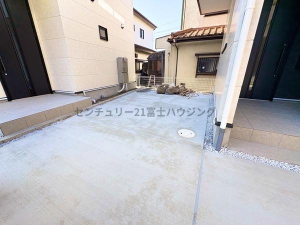 茅ヶ崎市高田１丁目の新築一戸建