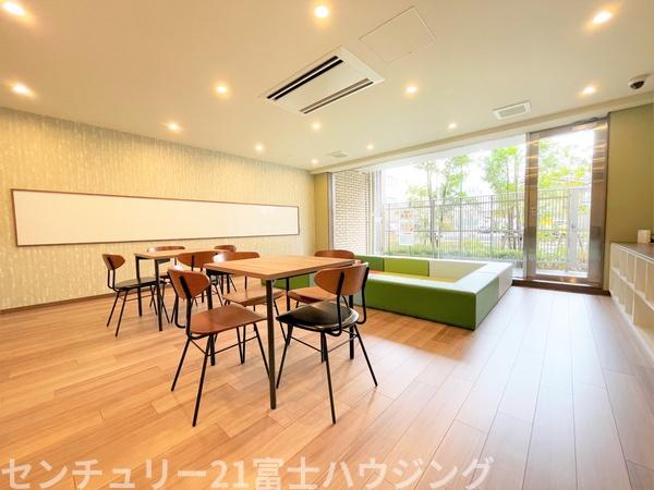 プレミスト本厚木