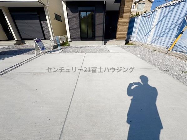 茅ヶ崎市柳島２丁目の新築一戸建