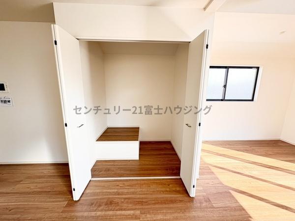 茅ヶ崎市柳島２丁目の新築一戸建