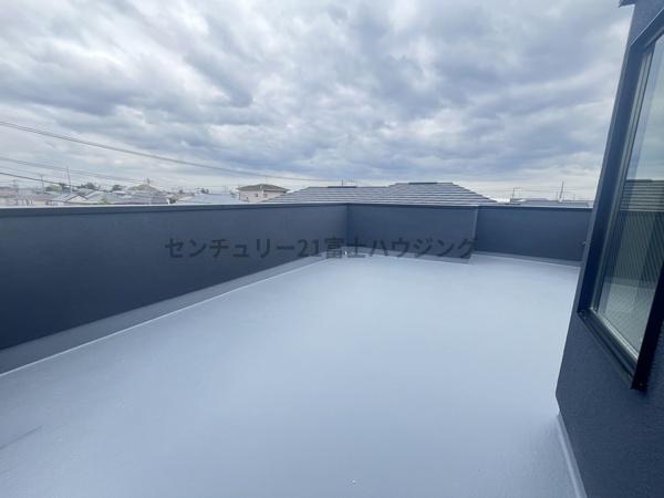 茅ヶ崎市浜竹３丁目の新築一戸建
