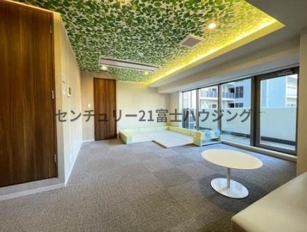 エクセレントシティ本厚木駅前