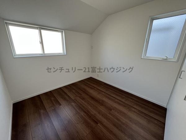 茅ヶ崎市松が丘１丁目の新築一戸建