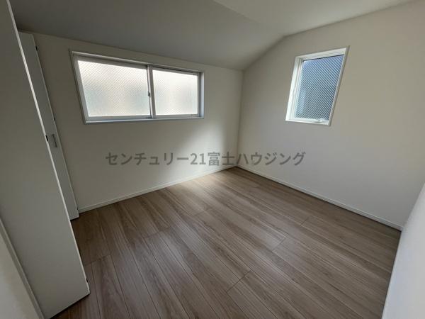 茅ヶ崎市松が丘１丁目の新築一戸建