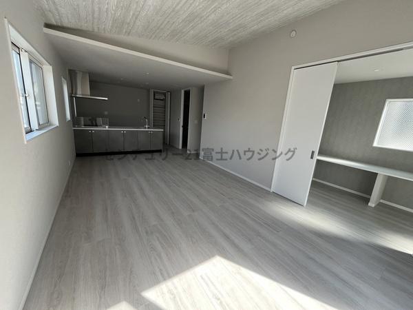 茅ヶ崎市松が丘１丁目の新築一戸建