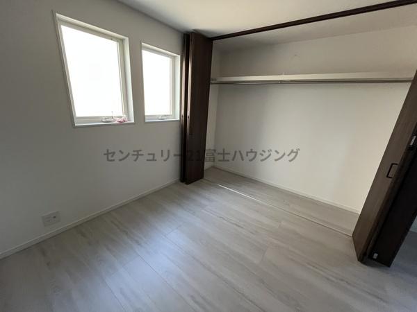 茅ヶ崎市松が丘１丁目の新築一戸建