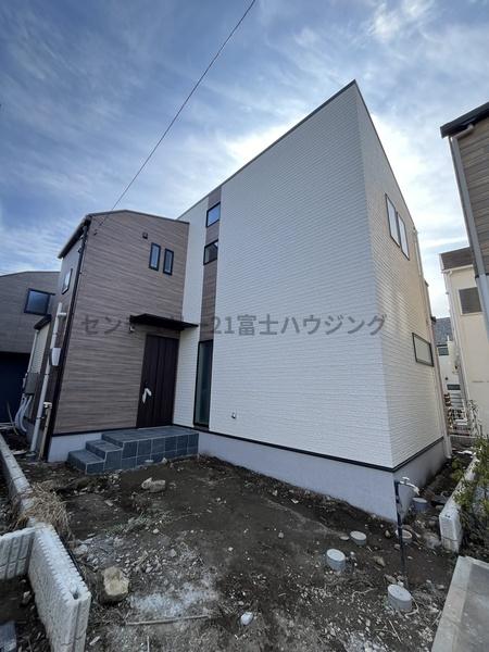 茅ヶ崎市松が丘1丁目の新築一戸建