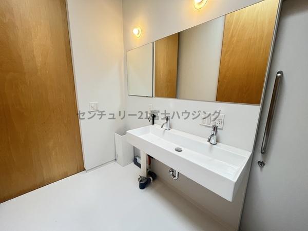 茅ヶ崎市東海岸南４丁目の中古一戸建て