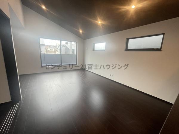 茅ヶ崎市松林１丁目の新築一戸建