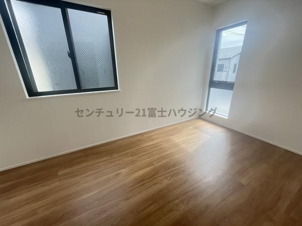 茅ヶ崎市松林１丁目の新築一戸建