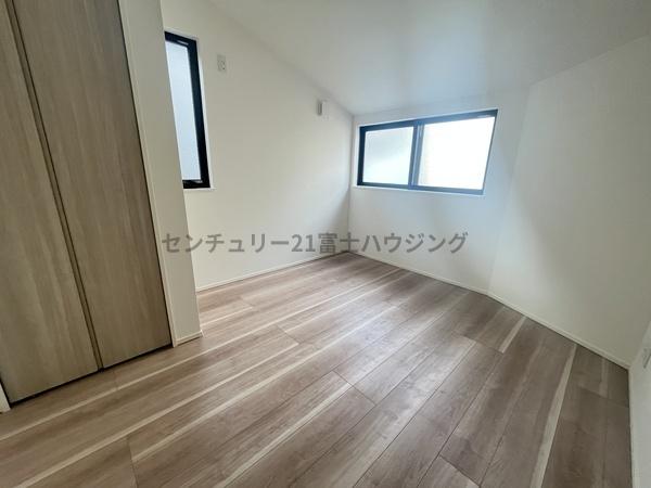 茅ヶ崎市松林１丁目の新築一戸建