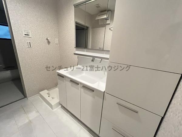 茅ヶ崎市東海岸南３丁目の新築一戸建