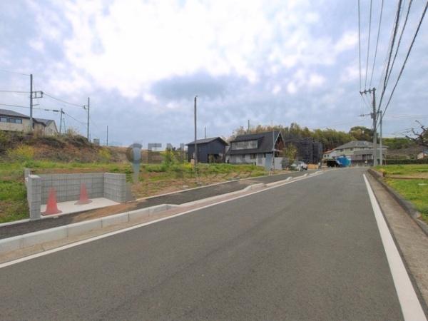 茅ヶ崎市芹沢の新築一戸建