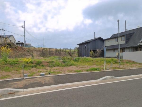 茅ヶ崎市芹沢の新築一戸建
