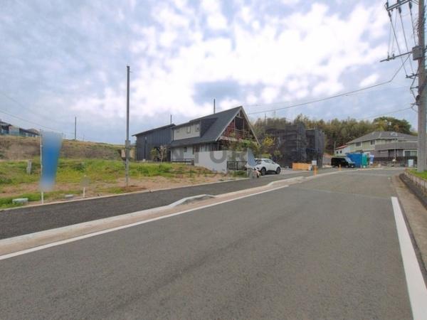 茅ヶ崎市芹沢の新築一戸建