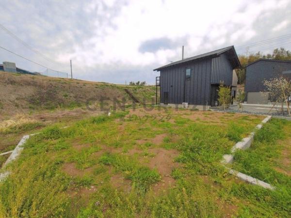 茅ヶ崎市芹沢の新築一戸建