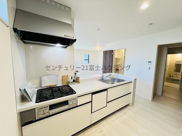 茅ヶ崎市菱沼１丁目の新築一戸建