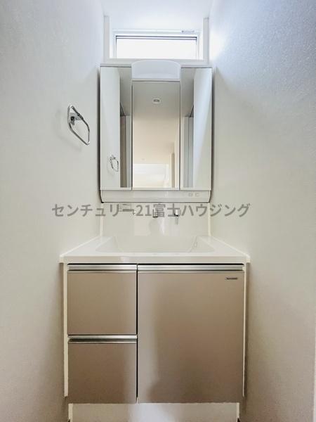 茅ヶ崎市松林１丁目の新築一戸建