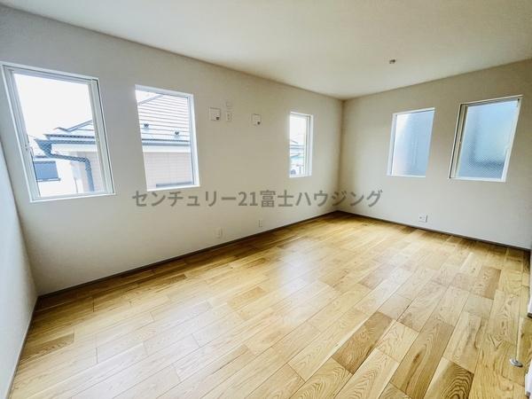 茅ヶ崎市松林１丁目の新築一戸建