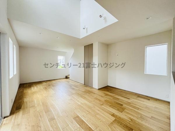 茅ヶ崎市松林１丁目の新築一戸建