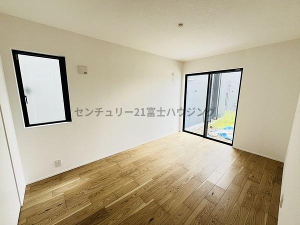 茅ヶ崎市松林１丁目の新築一戸建