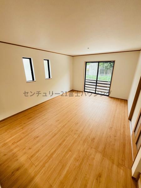 茅ヶ崎市西久保の新築一戸建