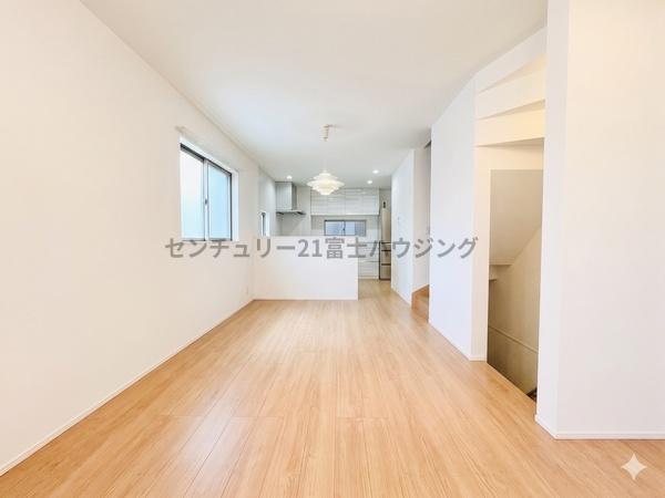 藤沢市辻堂元町３丁目の中古一戸建て