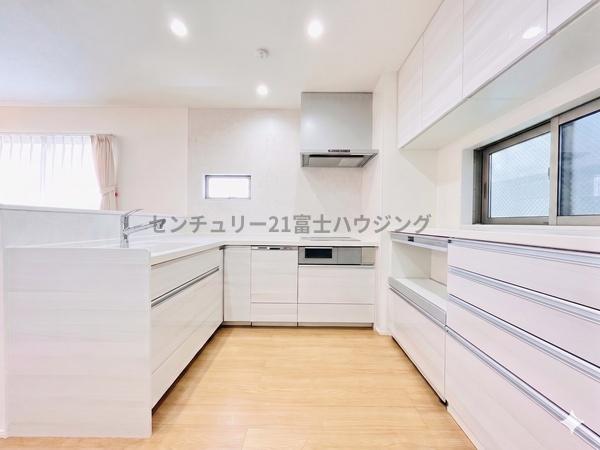 藤沢市辻堂元町３丁目の中古一戸建て