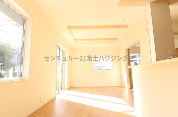 茅ヶ崎市西久保の新築一戸建
