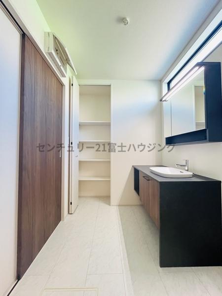 茅ヶ崎市ひばりが丘の新築一戸建