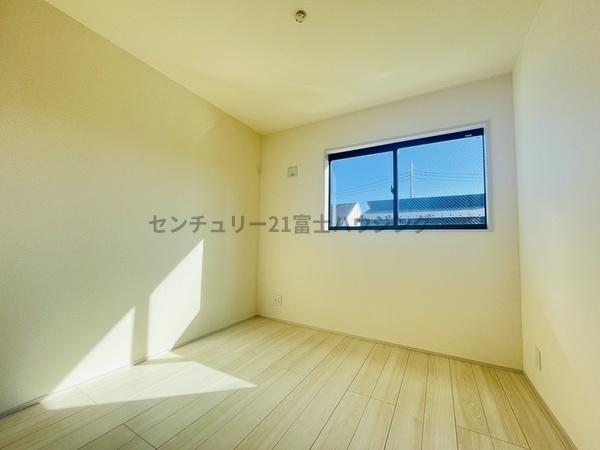 茅ヶ崎市ひばりが丘の新築一戸建