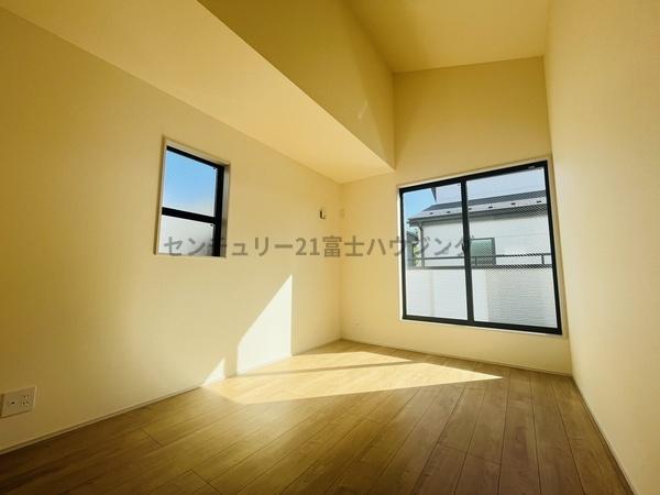 茅ヶ崎市ひばりが丘の新築一戸建