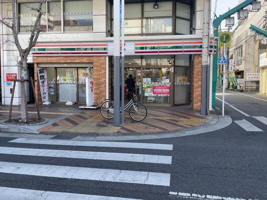 チュリス平塚(セブンイレブン平塚明石町店)