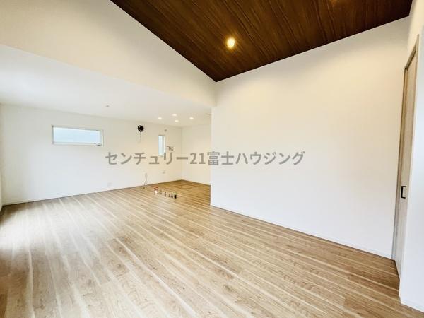 茅ヶ崎市東海岸南６丁目の新築一戸建